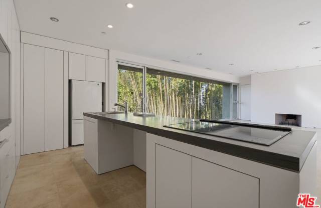 3944 Cody Road Gallery 4
