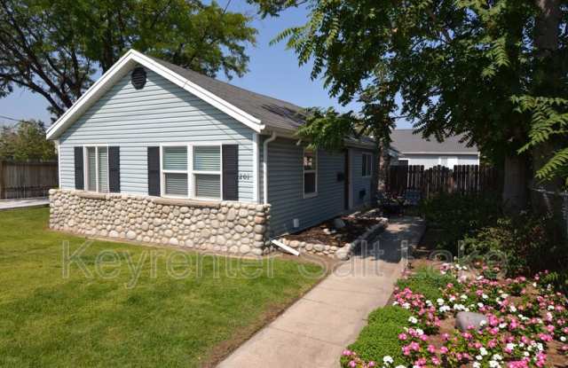 201 E 8800 S photos photos