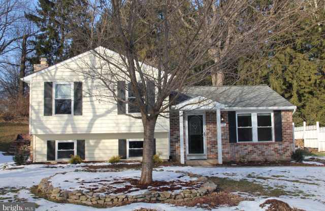 6601 OVERLOOK COURT - 6601 Overlook Court, Eldersburg, MD 21784