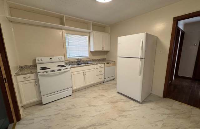 Conveniently located 2 bedroom 1 bath in Maryville Gallery 4