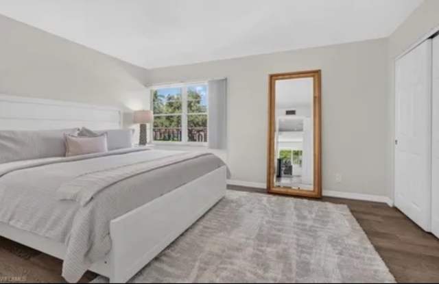 1084 Forest Lakes Dr Gallery 1