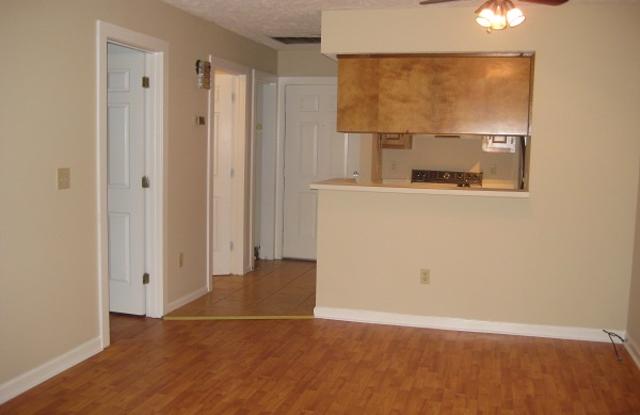 4710 Cobblestone Dr. J5 Gallery 3