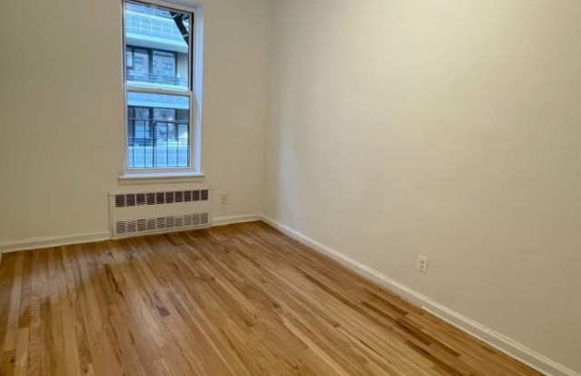 320 East 50th Street Gallery 2