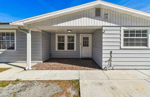 6817 N STERLING AVENUE photos photos