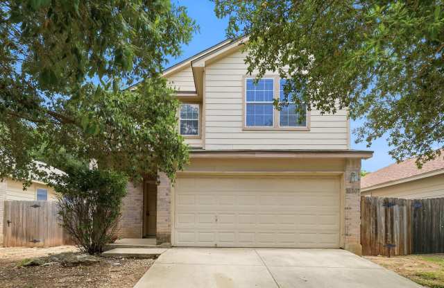 Spacious Two-Story Home in Prime Laurel Canyon Location photos photos
