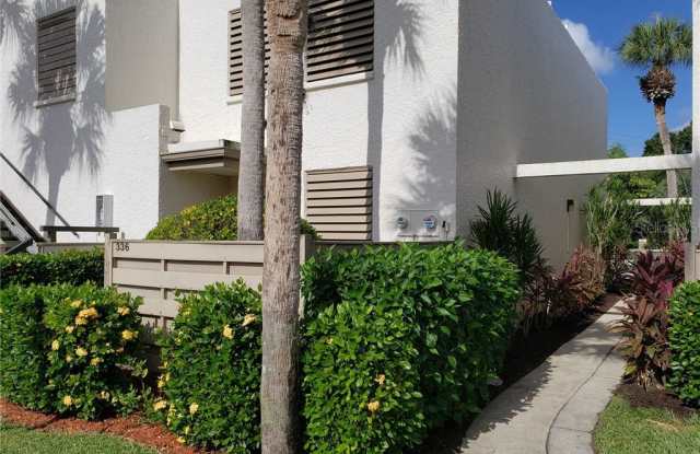 336 SPRINGDALE DRIVE Gallery 2