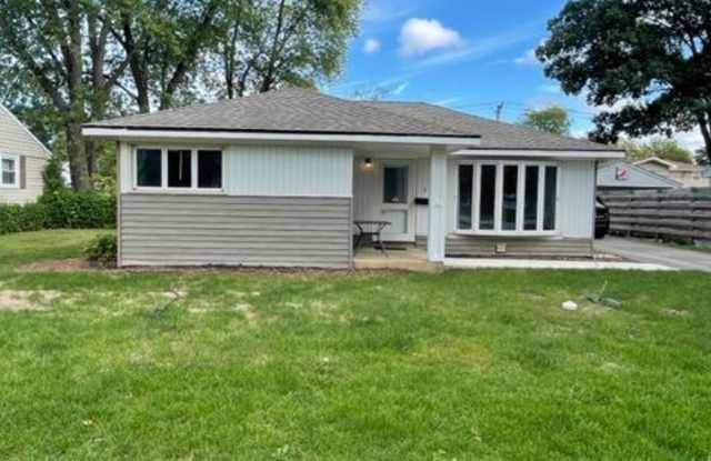 3704 Dove St photos photos