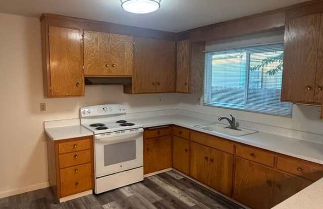 483 Willow Avenue photos photos