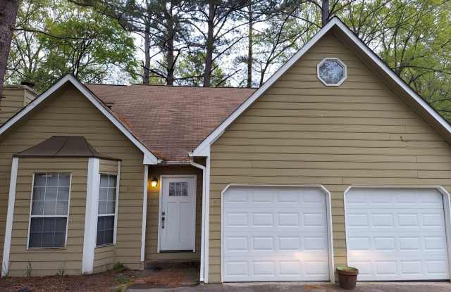 Spacious Home in Quiet Neighborhood - Walk to Silver Comet Trail! Gallery 1
