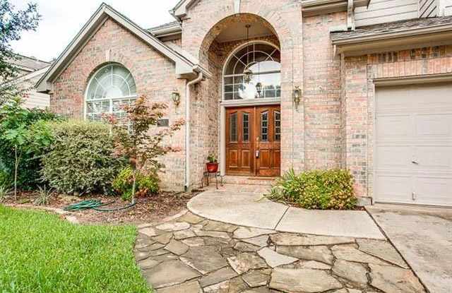 1109 Woodbriar Drive Gallery 2