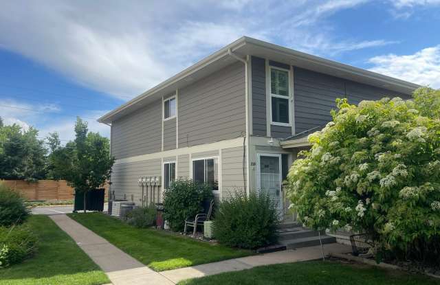 Charming 2-Bed, 2-Bath Condo in Prime Location Near Cherry Creek photos photos