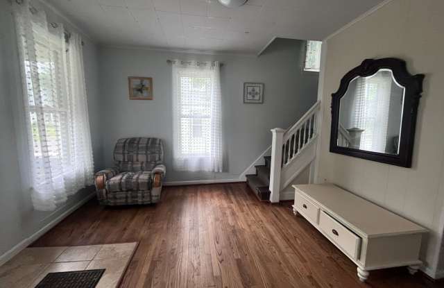 1249 Vestal Ave Gallery 2