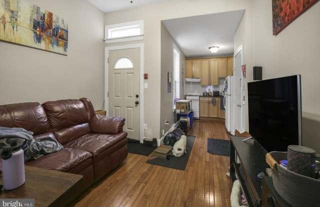 1539 SPRING GARDEN STREET Gallery 4