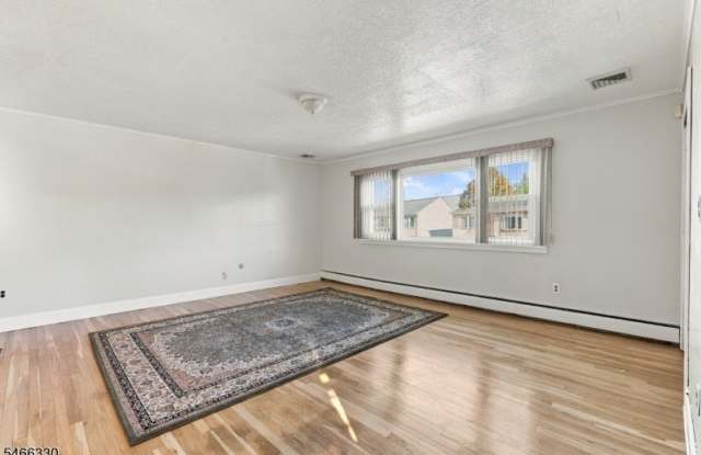 3 General Karge Ct Gallery 2