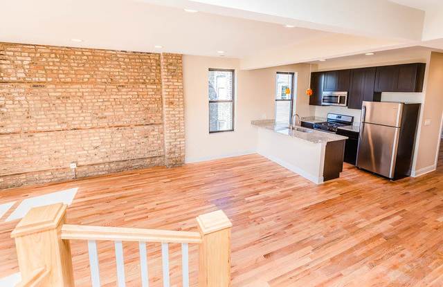 1630 West Cermak Road Gallery 4