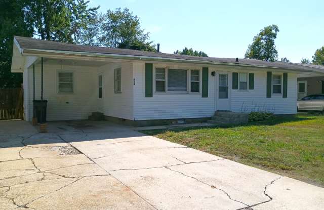 Cute 3Bed/1Bath house with fenced backyard photos photos