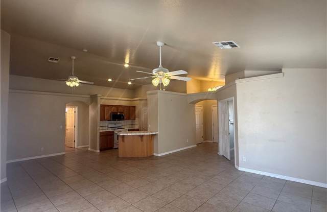 3674 N Willow Road Gallery 2