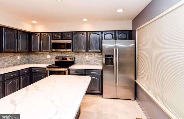 5255 LIGHTFOOT PATH Gallery 3