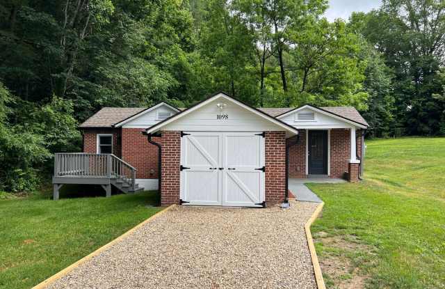 "Character Revived" Etowah Guest House photos photos