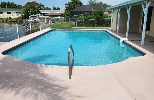 425 Sundoro Court - 425 Sundoro Court, Merritt Island, FL 32953