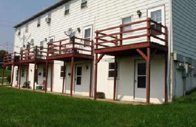 One Floor, Two Bedroom Apartment in Glen Rock Gallery 1