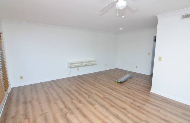 3 Bed 2.5 Bath Home Gallery 4