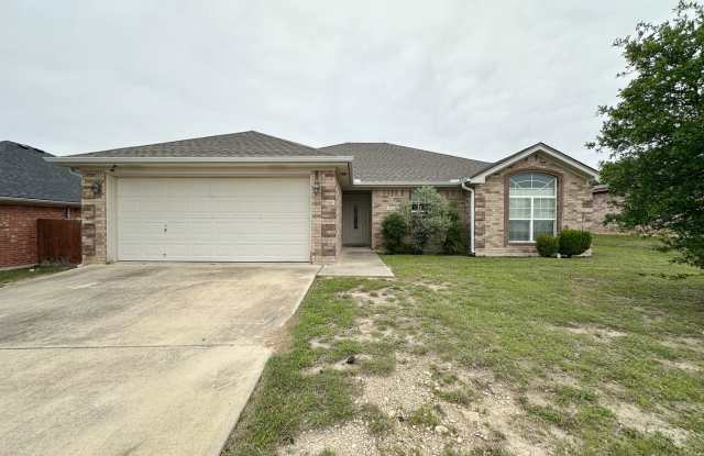 Viewable June 15th!  Pets Accepted! photos photos