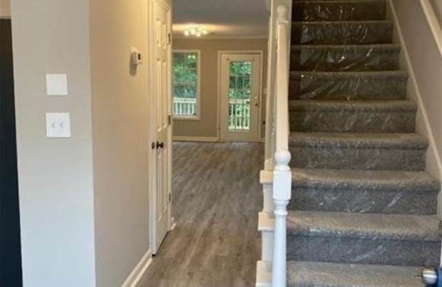 5011 Laurel Springs Way SE Gallery 3