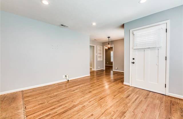 10525 Andover Drive Gallery 3