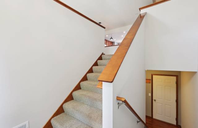 15024 Farnham Avenue North Gallery 2