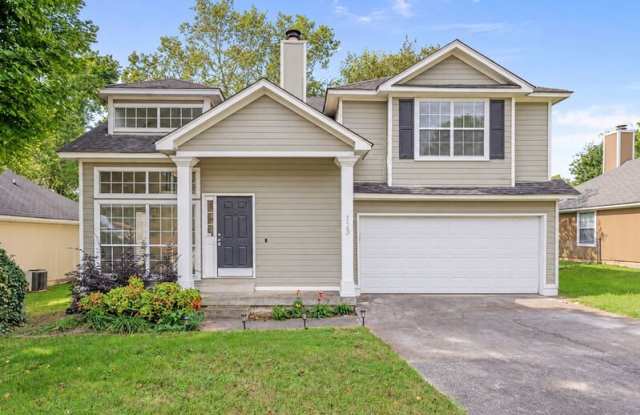 123 River Oaks Drive Gallery 1