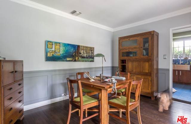 2131 CANYON Drive Gallery 4