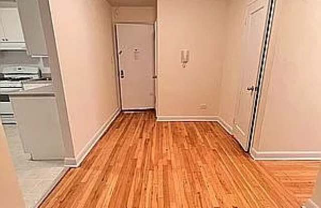 6485 Saunders St Apt F8 photos photos