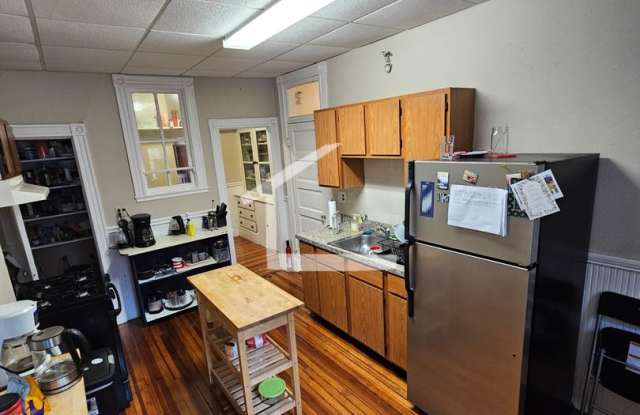 Charming 5 Bedroom photos photos