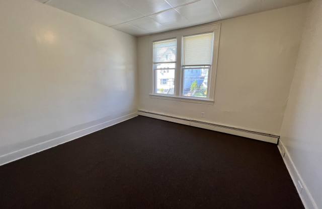 371 East 26th Street - 5 Gallery 4