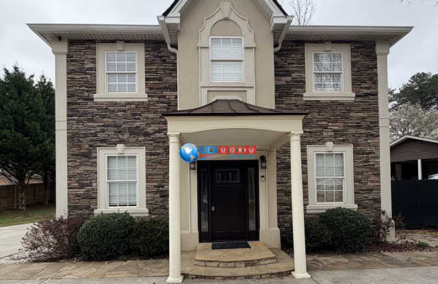 Nice 2-story house in the City of BUFORD schools photos photos