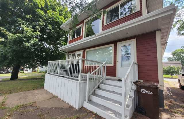$1,595| 3BD 2BA| 866 Starr Ave | Available Now! photos photos