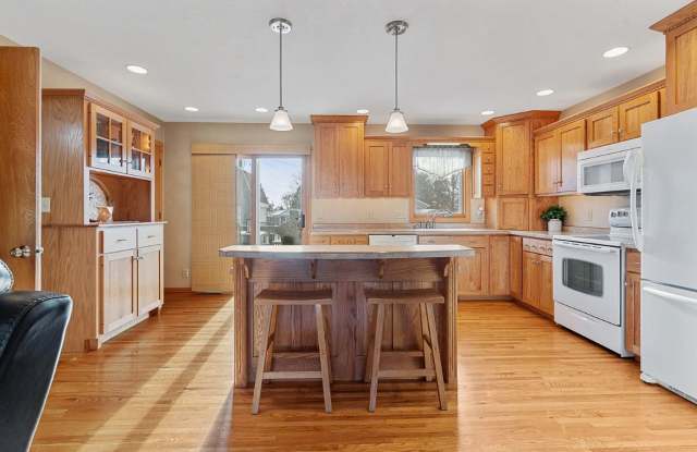 3029 Saratoga Drive Gallery 2