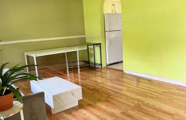 16 Greenway Circle Gallery 3