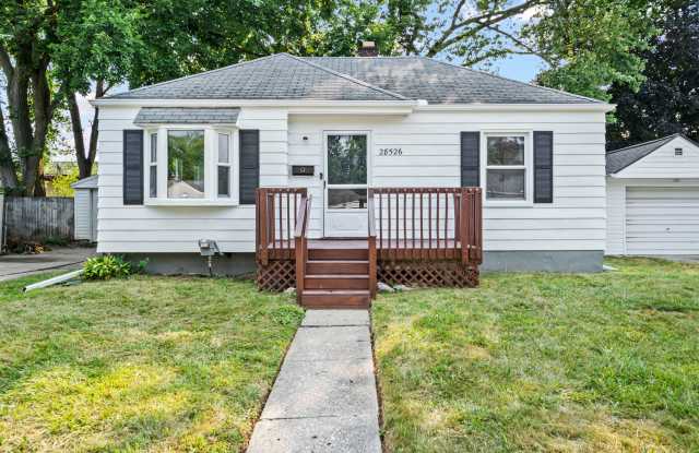 28526 Brentwood St Gallery 1