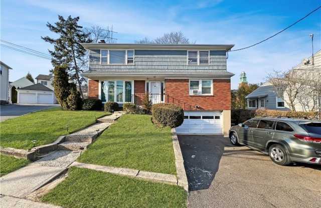 202 Park Avenue unit: 1 - 202 Park Avenue, Harrison, NY 10528