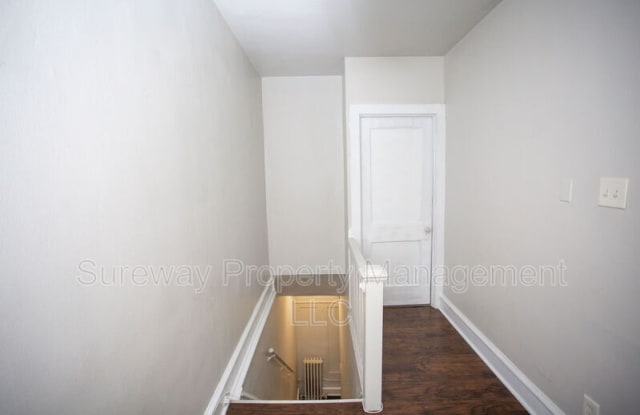 1034 B Collings Ave Gallery 2