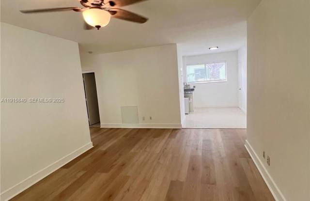 1198 Marseille Dr photos photos