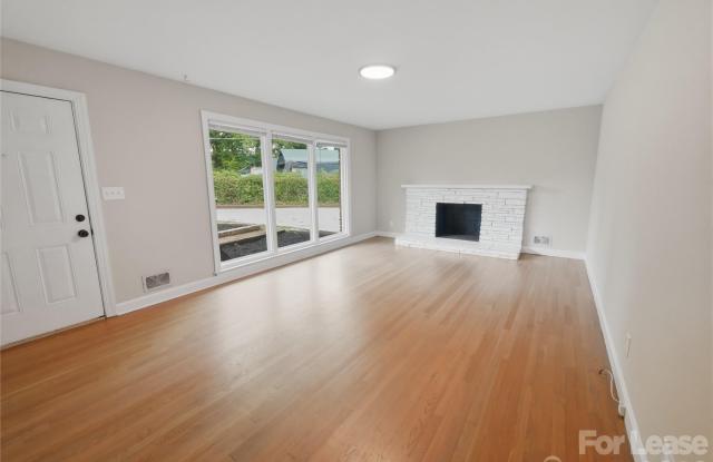 765 8th Avenue Drive SE Gallery 3