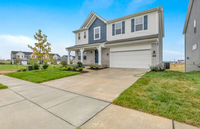 **Half off first month's rent for this Stunning 5br/3ba Home** Gallery 3
