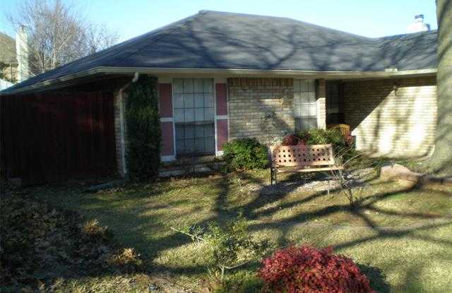 203 Nutmeg Lane - 203 Nutmeg Lane, Euless, TX 76039