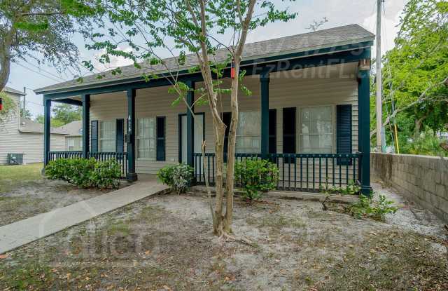 Newly renovated 3-bedroom, 2-bathroom home - Ask about our Move-in Special! photos photos