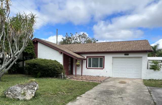 4039 Sail Dr - 4039 Sail Drive, Beacon Square, FL 34652