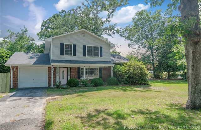 1302 Kienast Drive photos photos