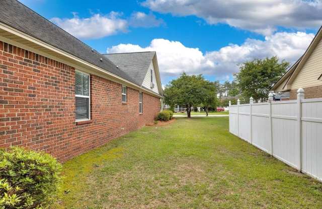 3225 Mayflower Lane Gallery 3